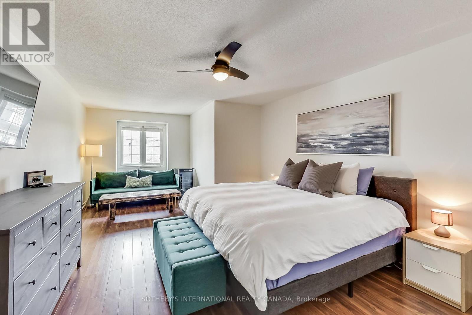 54 - 435 Hensall Circle, Mississauga (Cooksville), Ontario  L5A 4P1 - Photo 17 - W12189377