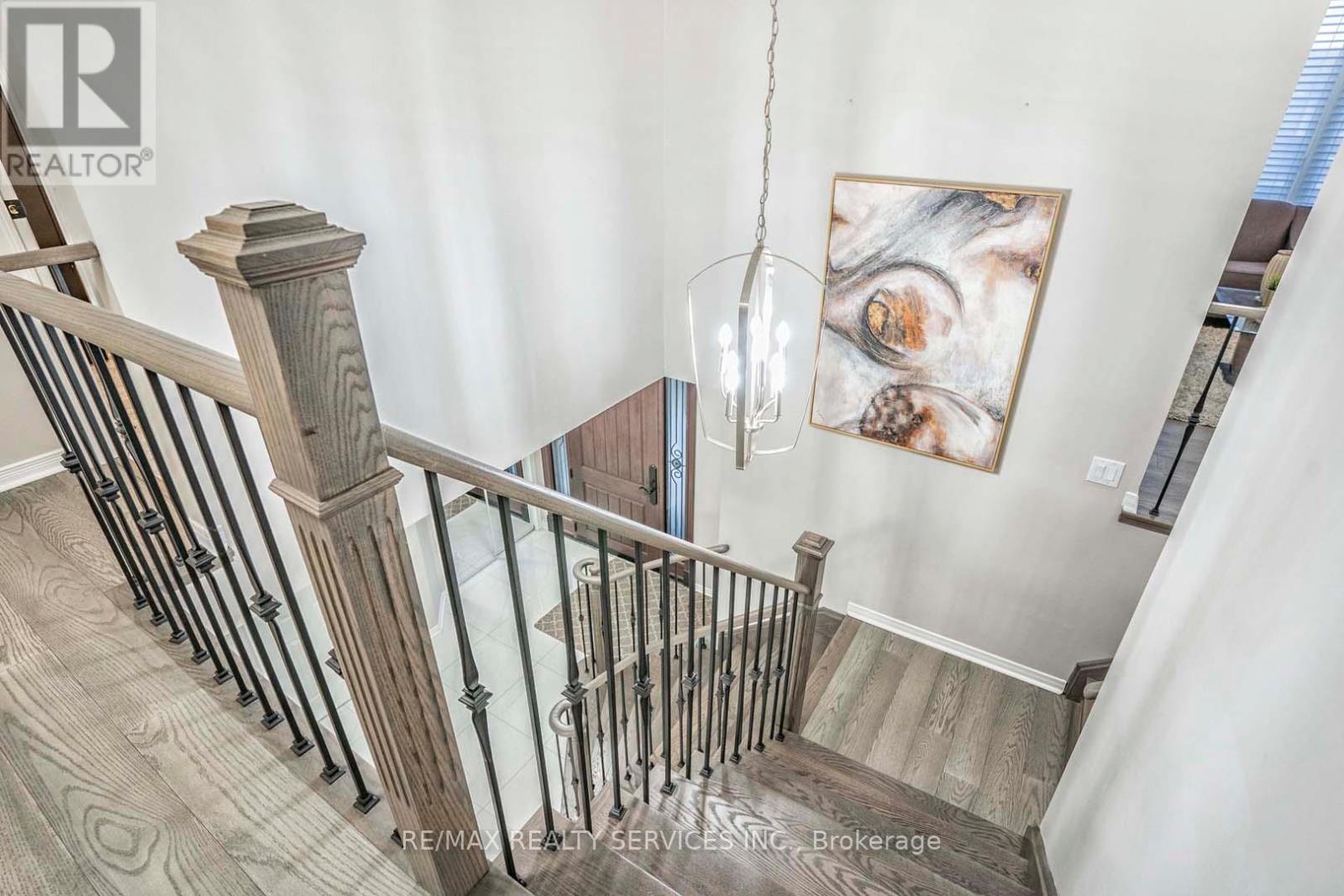 3 Sailwind Road, Brampton, Ontario  L6R 2G3 - Photo 17 - W12189391