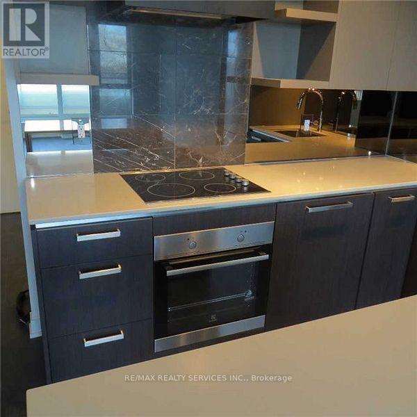 507 - 1830 Bloor Street W, Toronto, Ontario  M6P 0A2 - Photo 3 - W12189436