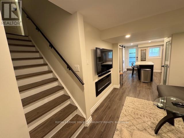 Lower Level - 1009 Tock Close, Milton (Wi Willmott), Ontario  L9T 8G7 - Photo 5 - W12189480
