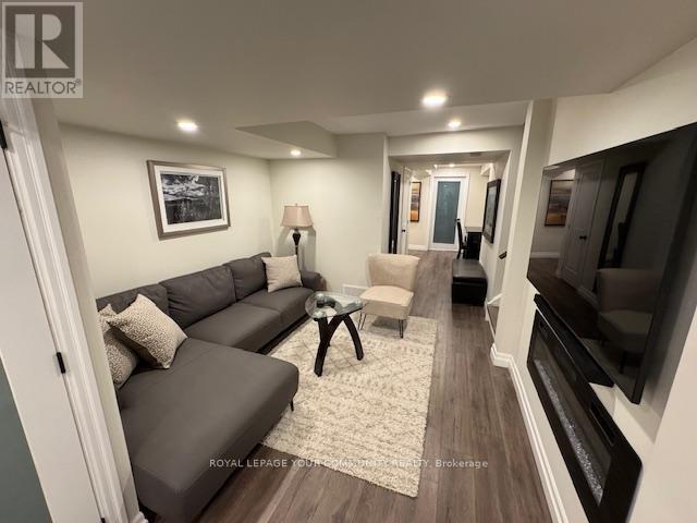 Lower Level - 1009 Tock Close, Milton (Wi Willmott), Ontario  L9T 8G7 - Photo 6 - W12189480