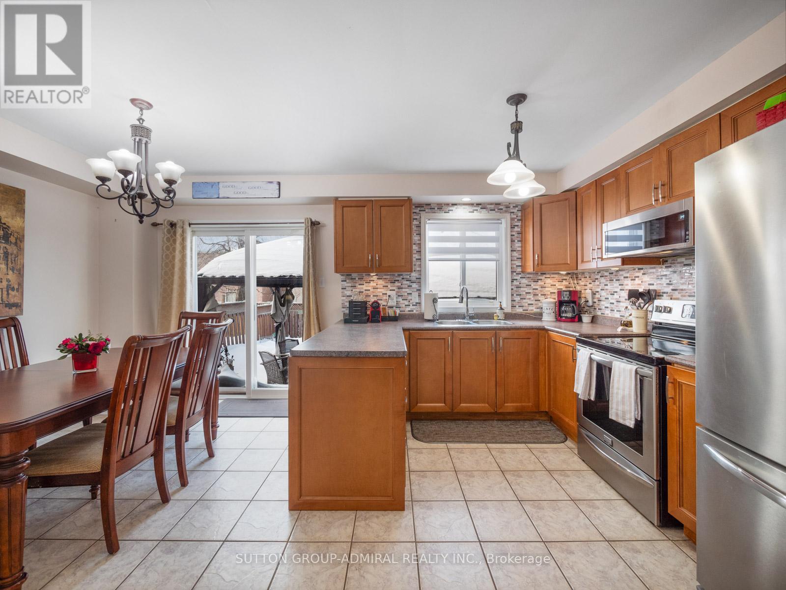 170 Tiller Trail, Brampton, Ontario  L6X 4S8 - Photo 8 - W12189488