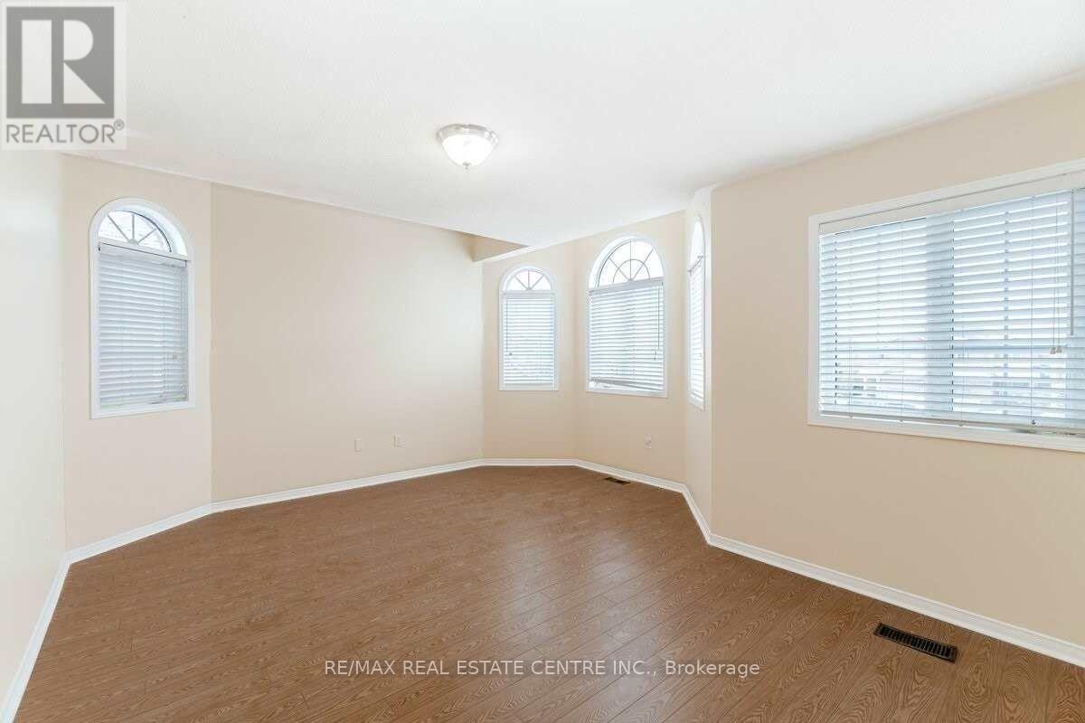 Main - 987 Sonoma Court, Mississauga, Ontario  L5V 2P4 - Photo 18 - W12189493