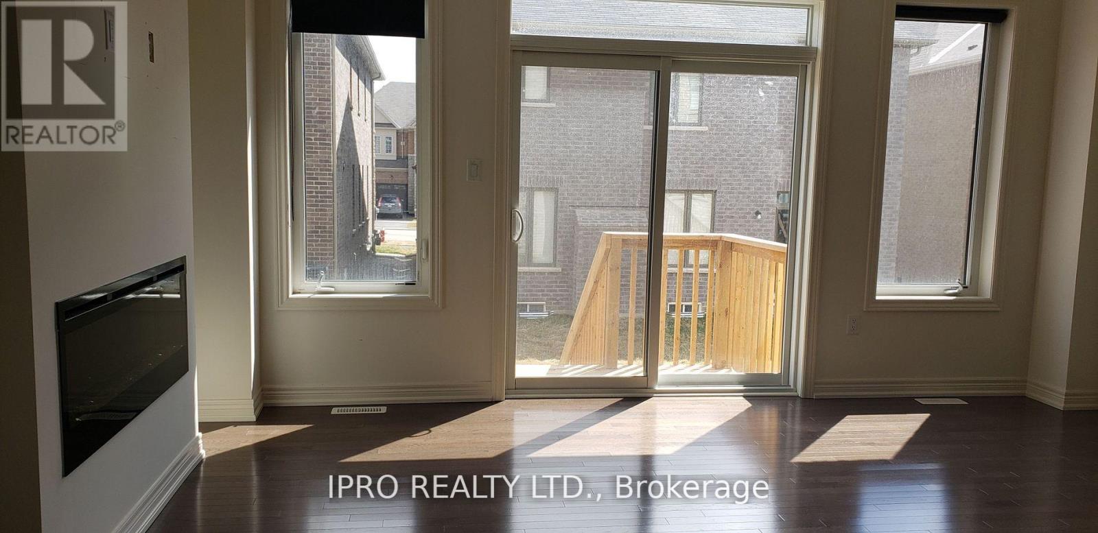 52 Adventura Road, Brampton, Ontario  L7A 5A7 - Photo 7 - W12189513