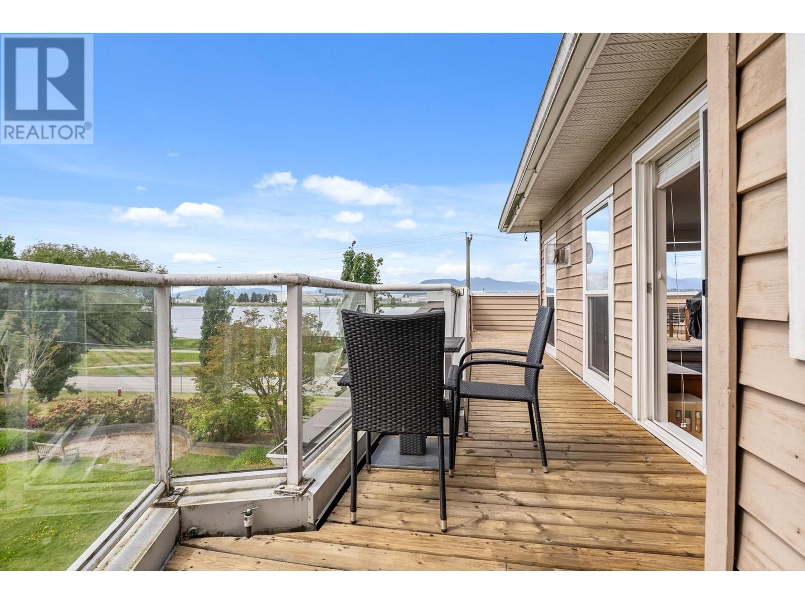 316 5880 Dover Crescent, Richmond, British Columbia  V7C 5P5 - Photo 7 - R3009135