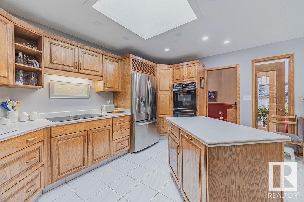 Property at 41 Ironwood DR image 4