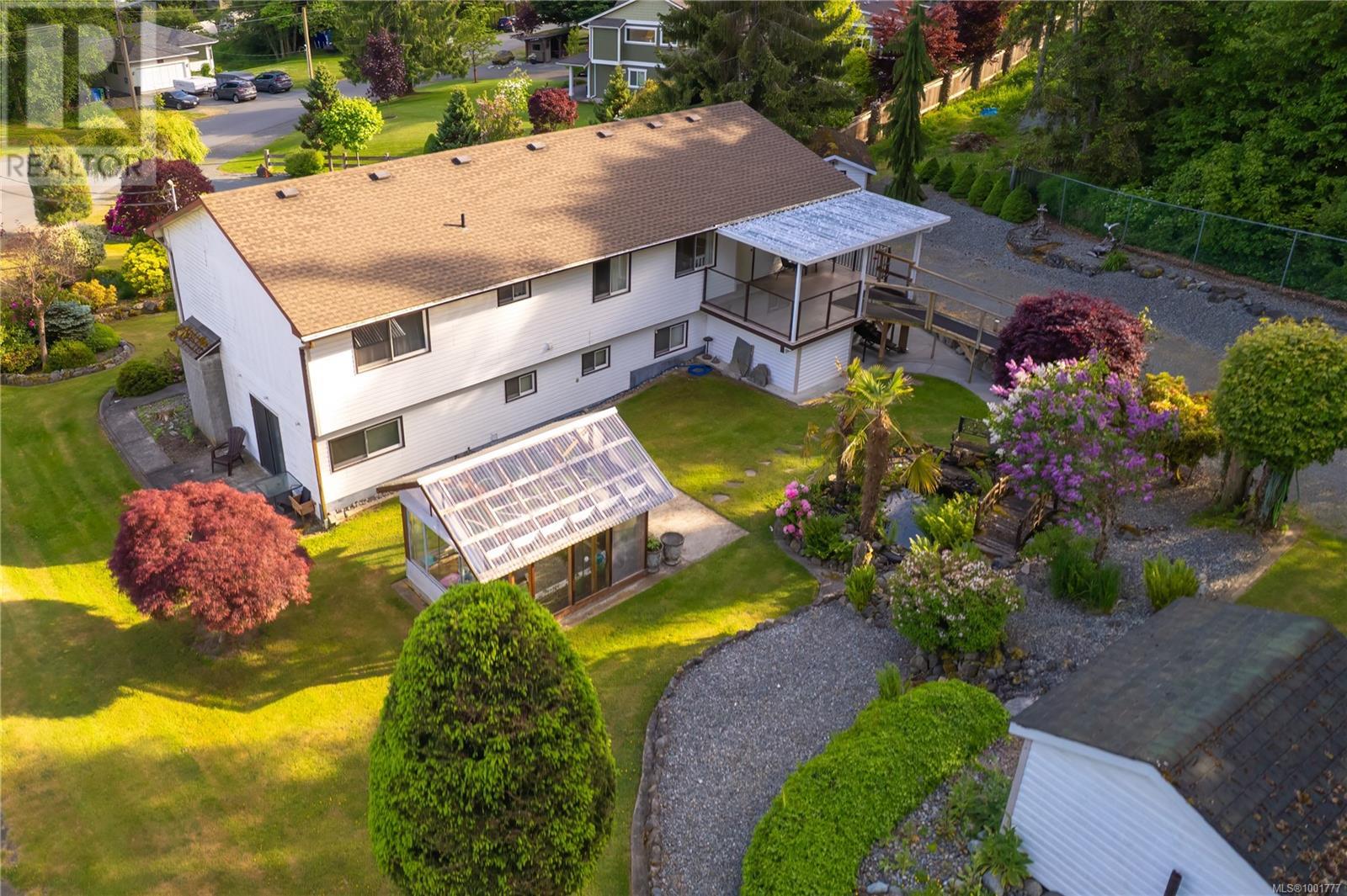 Property at 115 Critchley Pl image 2