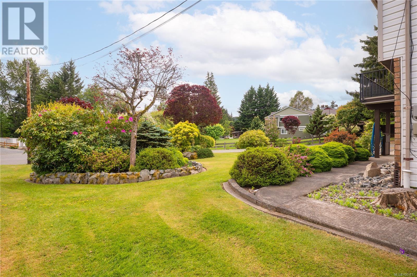 Property at 115 Critchley Pl image 3