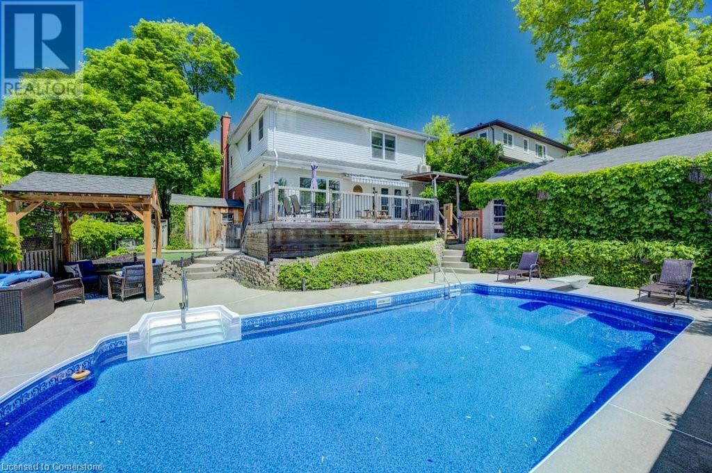 Property at 46 WESTMOUNT Boulevard image 2