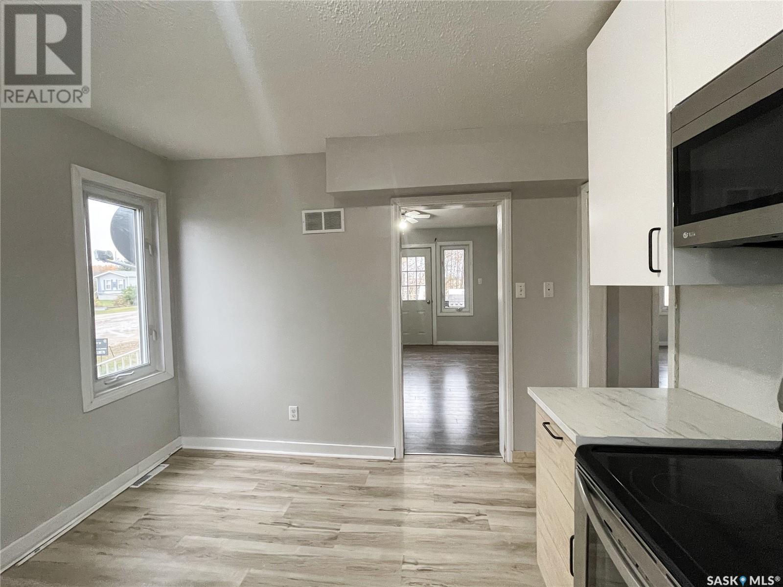 108 Main Street W, Dorintosh, Saskatchewan  S0M 0T0 - Photo 6 - SK007978