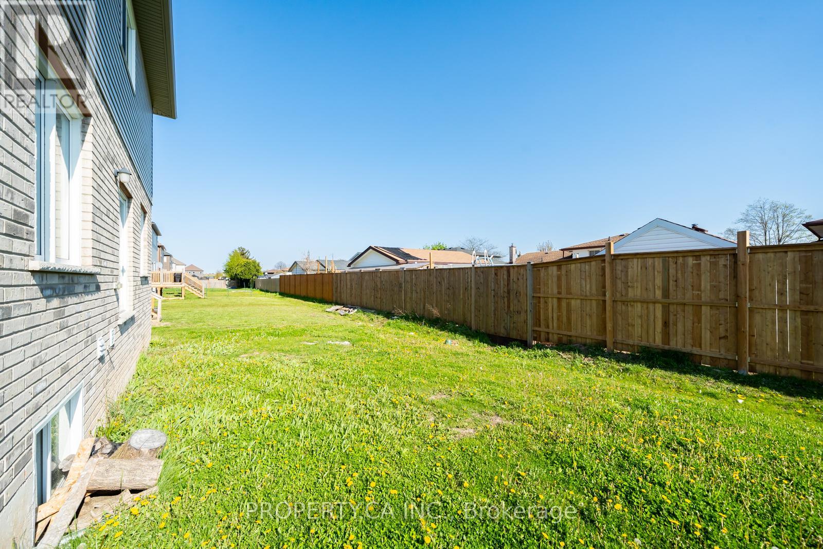 102 Bethune Avenue, Welland, Ontario  L3B 0H5 - Photo 38 - X12189358