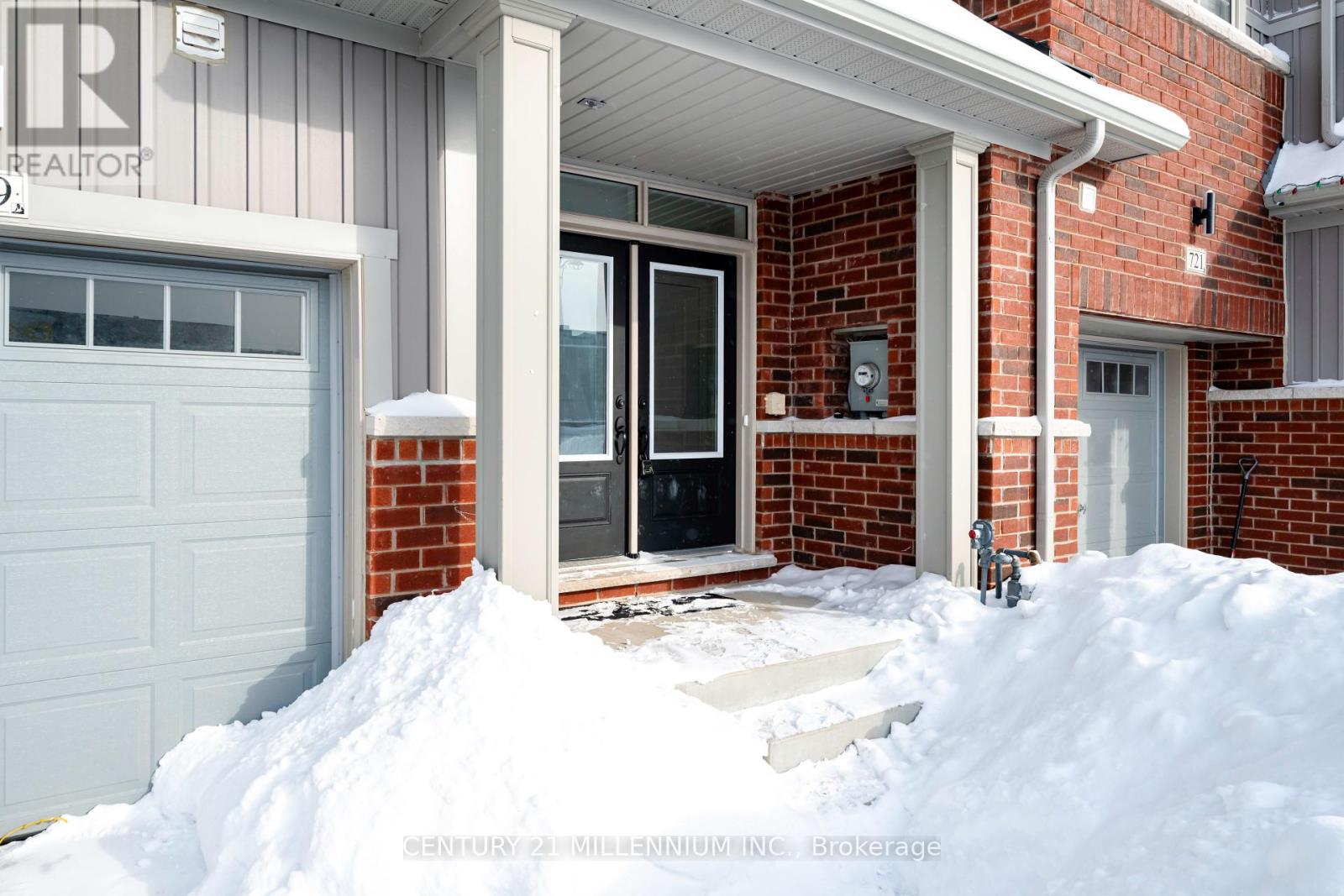 719 Potawatomi Crescent, Shelburne, Ontario  L9V 3Y4 - Photo 3 - X12189417