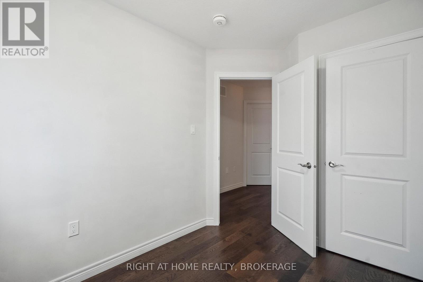 22 Barley Lane, Hamilton, Ontario  L9K 0K1 - Photo 22 - X12189440