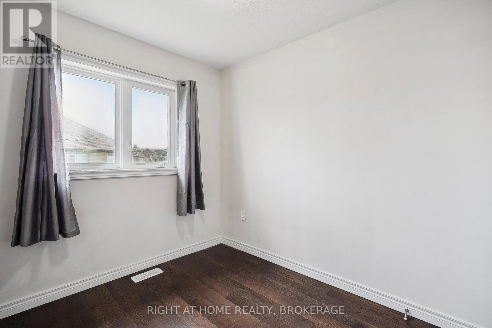 22 Barley Lane, Hamilton, Ontario  L9K 0K1 - Photo 23 - X12189440