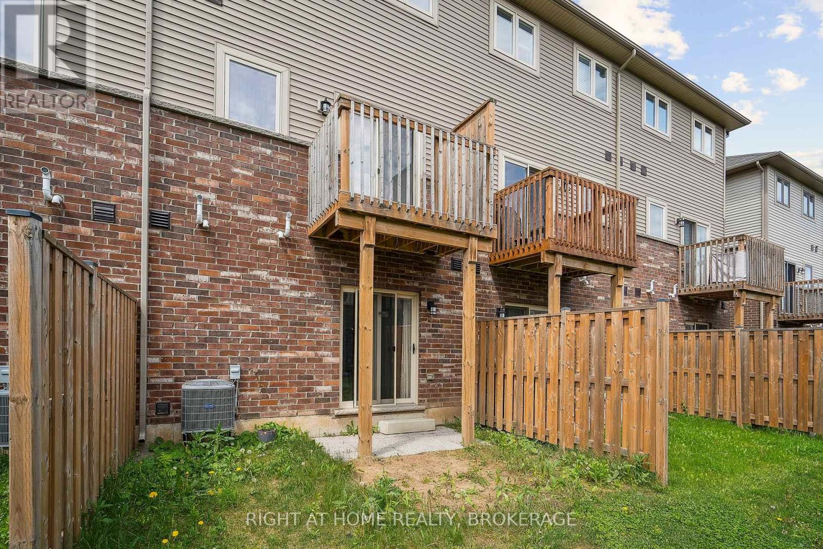 22 Barley Lane, Hamilton, Ontario  L9K 0K1 - Photo 32 - X12189440