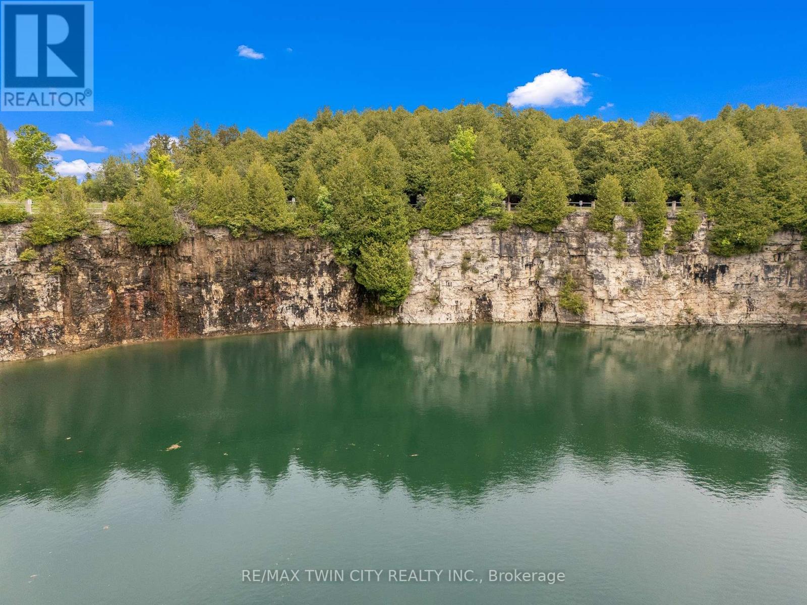 131 Keating Drive, Centre Wellington (Elora/salem), Ontario  N0B 1S0 - Photo 46 - X12189442