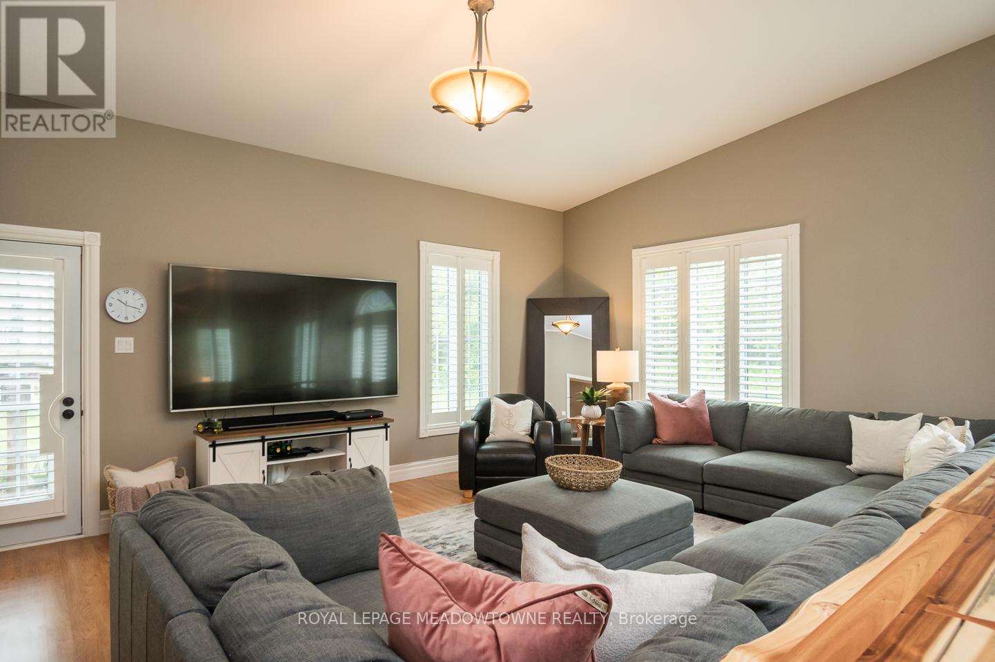 5169 Wellington 125 Road, Erin, Ontario  L7J 2L8 - Photo 29 - X12189474