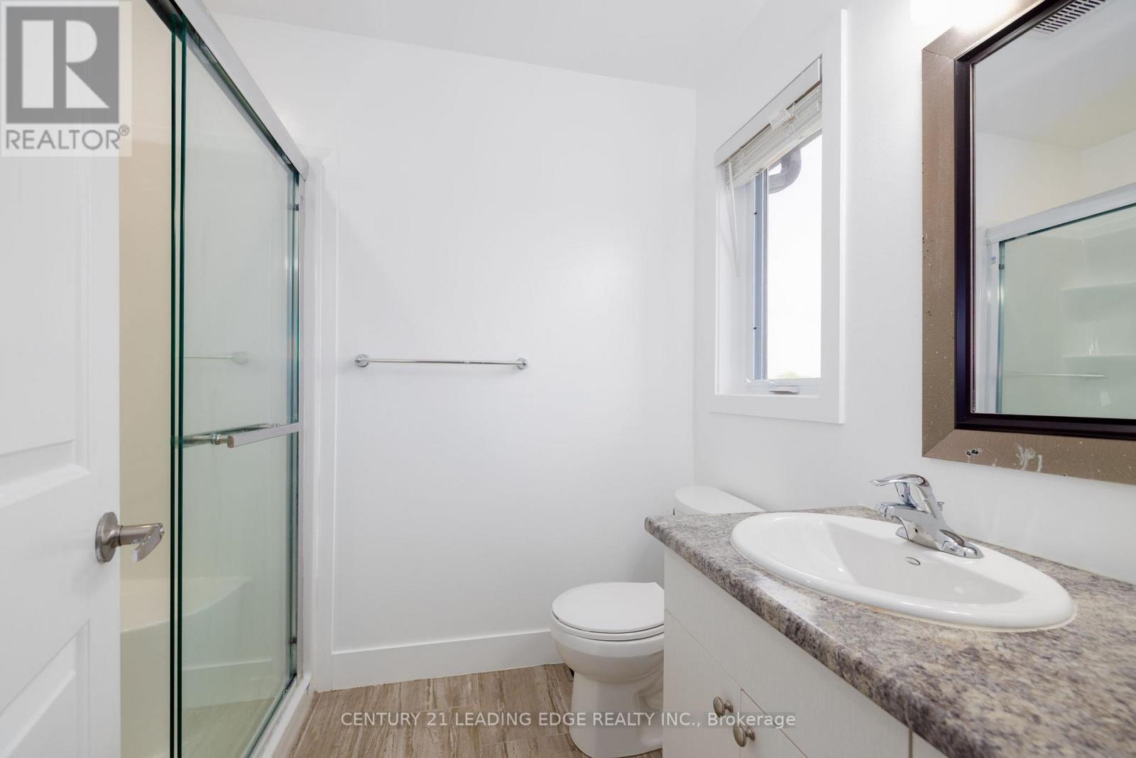 2080 Meadowgate Boulevard, London South (South U), Ontario  N6M 1K1 - Photo 10 - X12189505