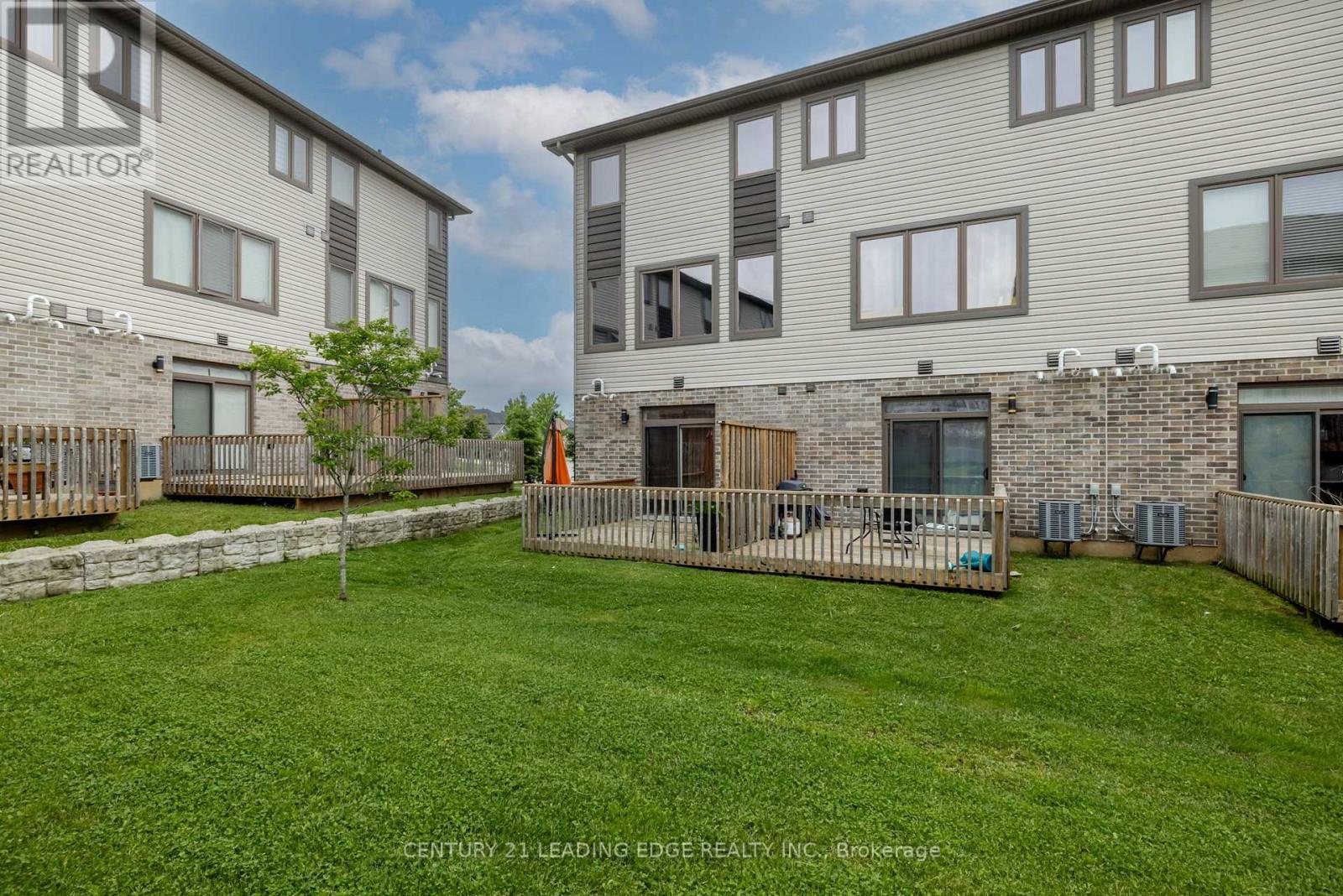 2080 Meadowgate Boulevard, London South (South U), Ontario  N6M 1K1 - Photo 16 - X12189505