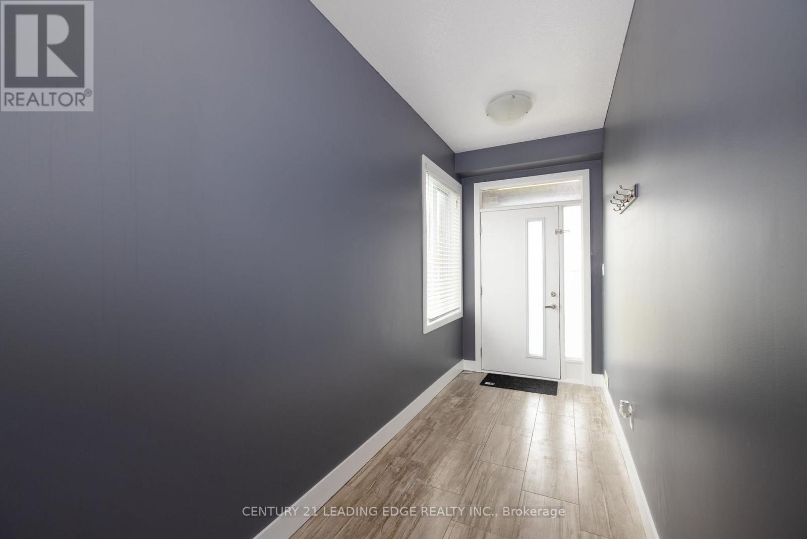 Photo 5 of 17 for 2080 Meadowgate Boulevard