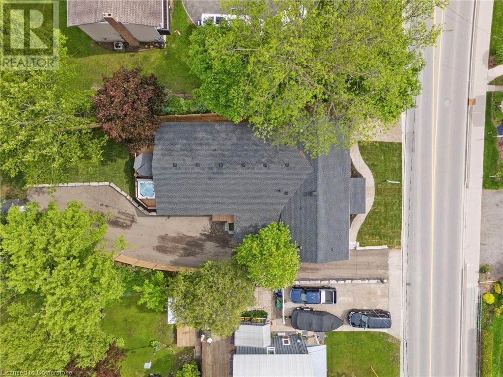 Property at 1283 SWAN Street image 4
