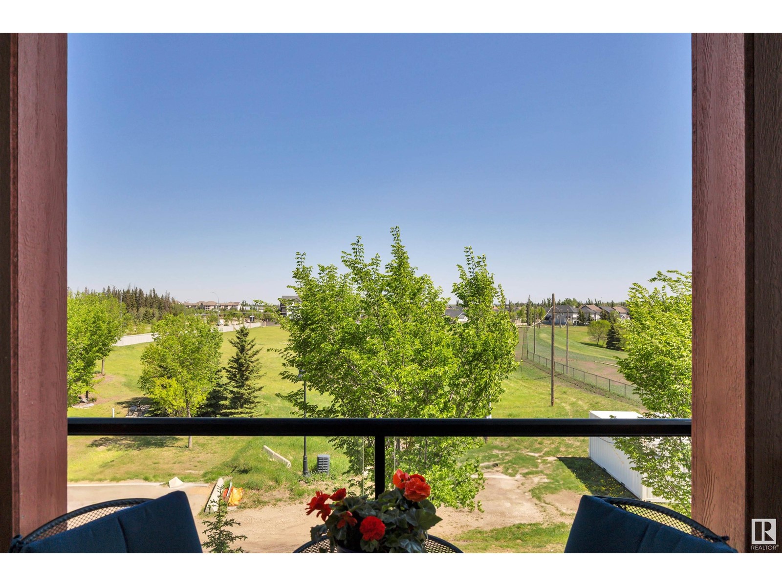 #301 1623 James Mowatt Tr Sw, Edmonton, Alberta  T6W 0J7 - Photo 2 - E4439666