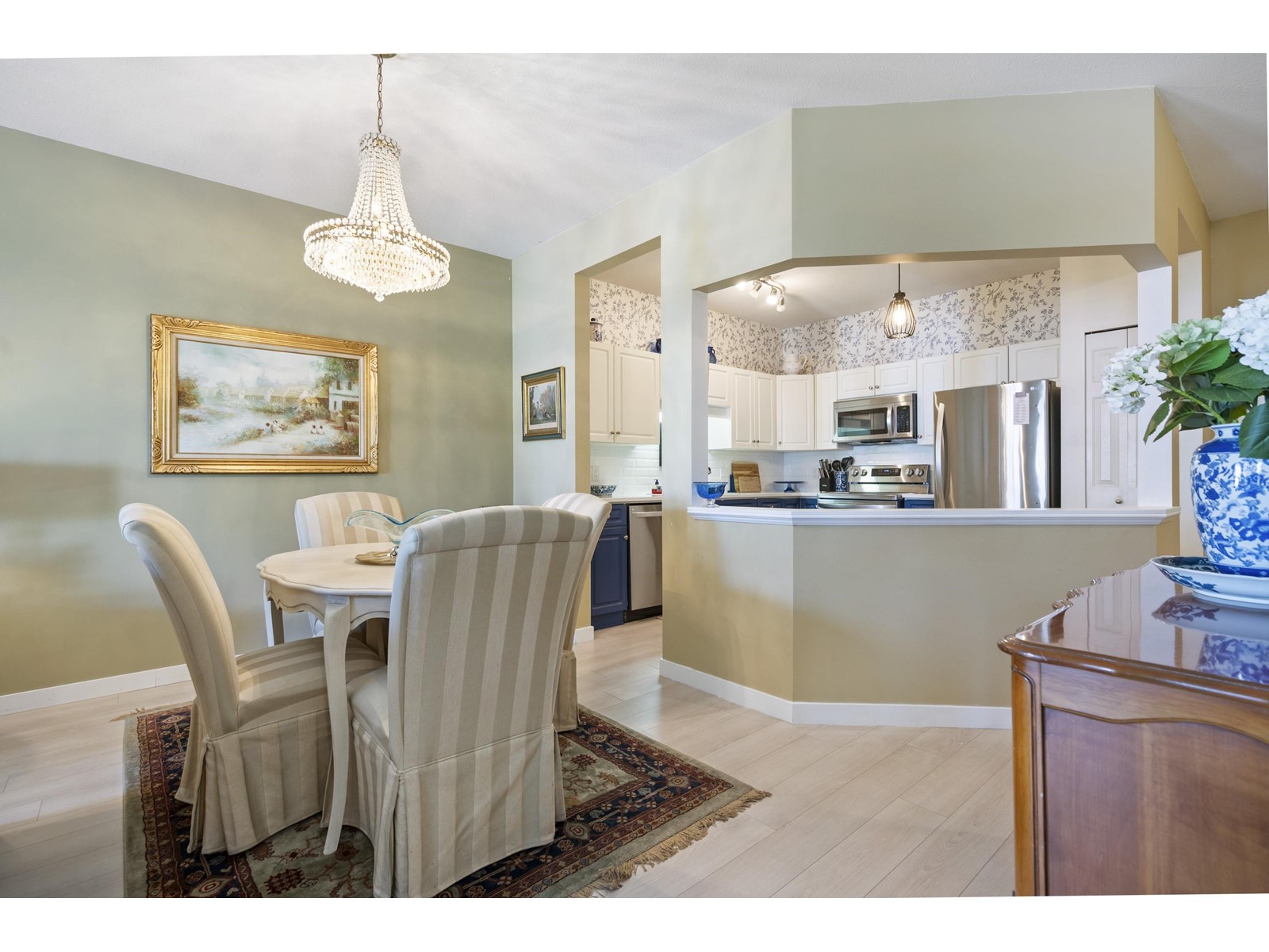 408 3176 Gladwin Road, Abbotsford, British Columbia  V2T 6R7 - Photo 8 - R3008402