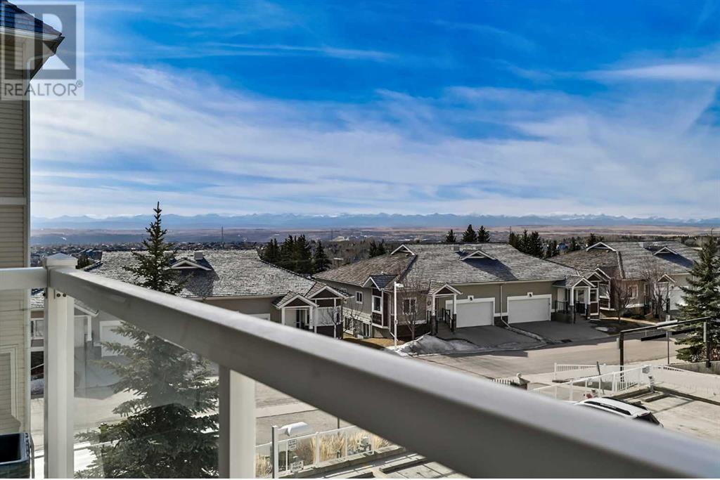 Property at 305, 500 Rocky Vista Gardens NW image 2