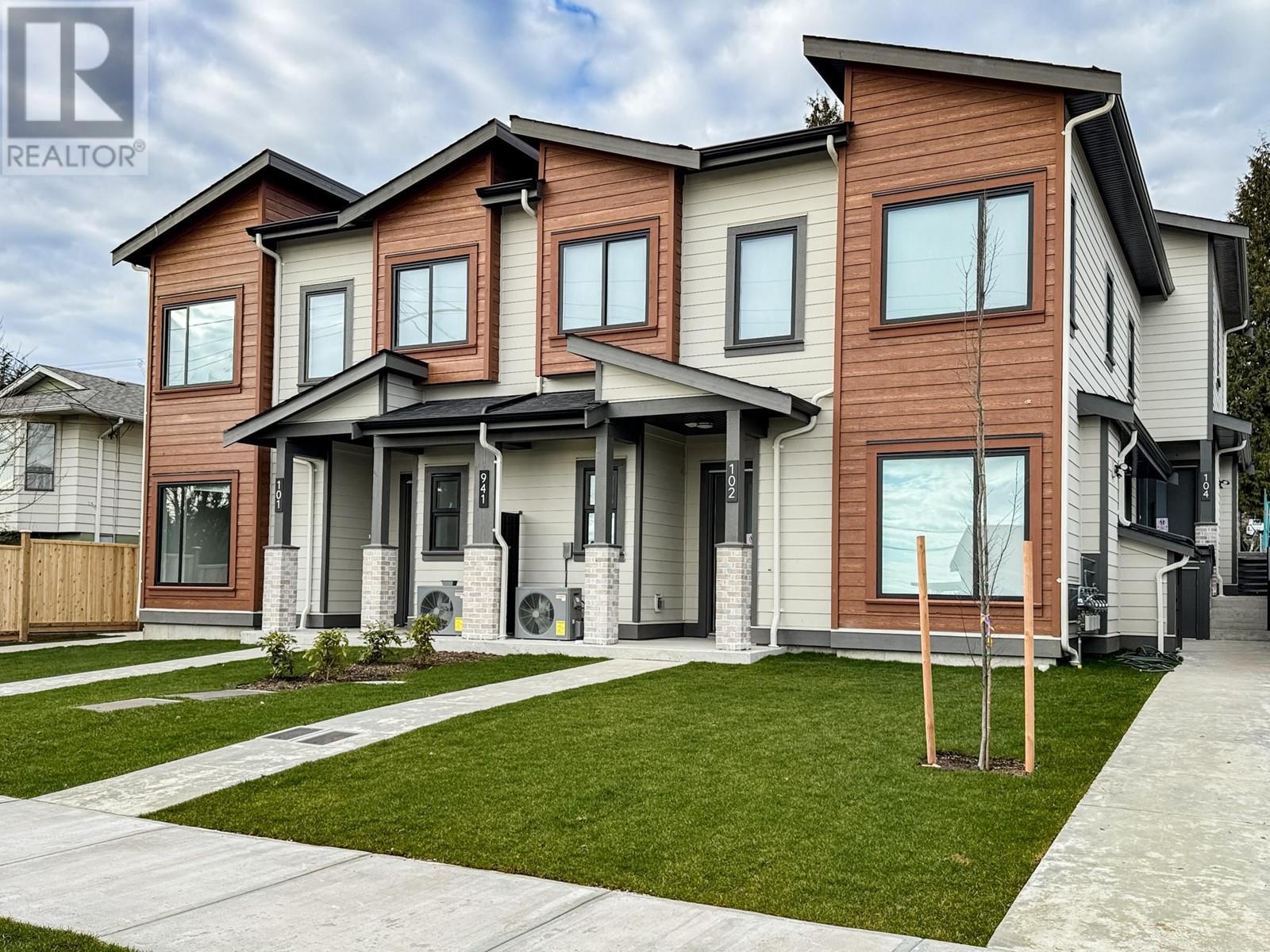103 941 Dansey Avenue, Coquitlam, British Columbia  V3K 3G8 - Photo 1 - R3009273
