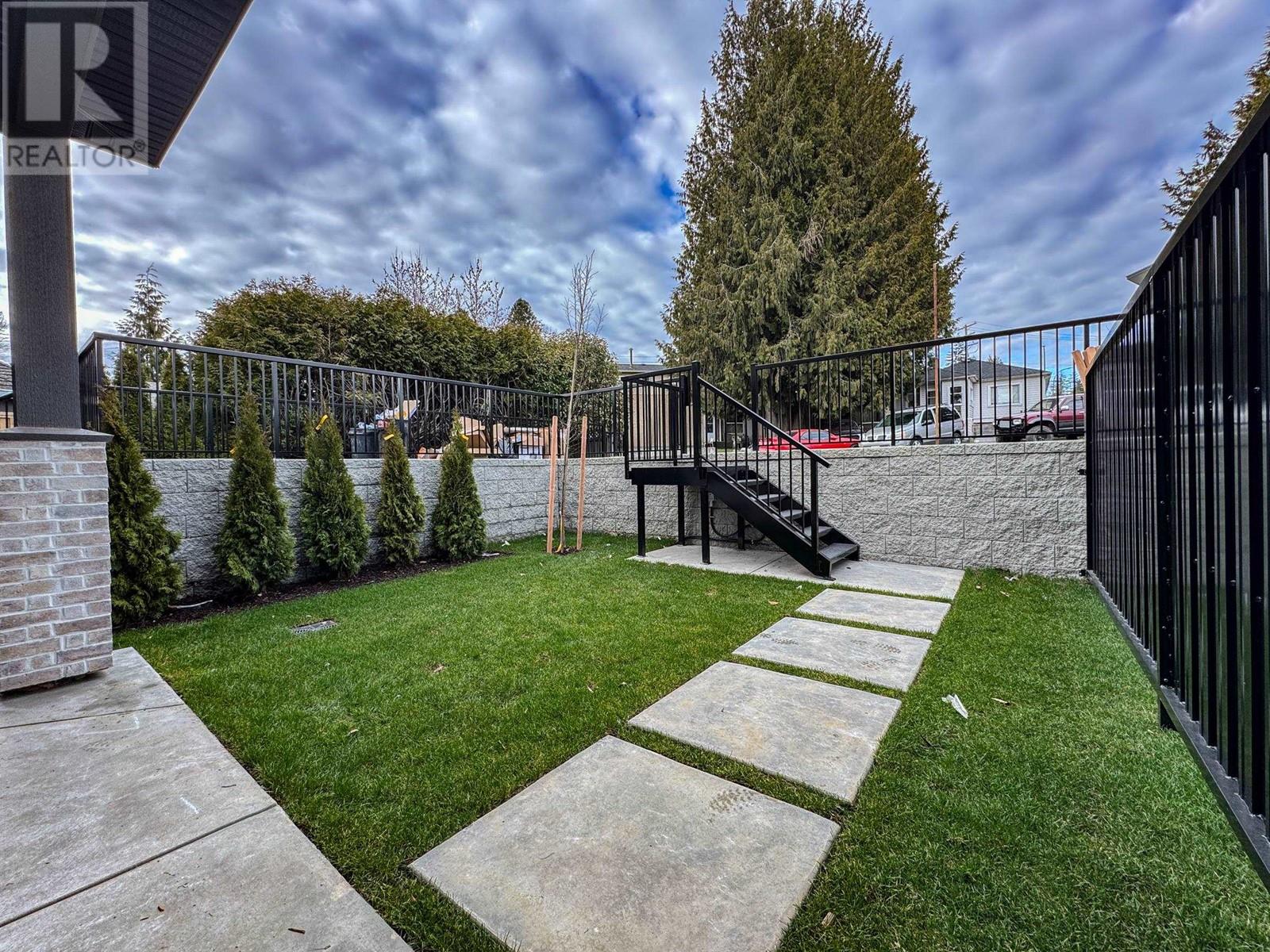 103 941 Dansey Avenue, Coquitlam, British Columbia  V3K 3G8 - Photo 4 - R3009273