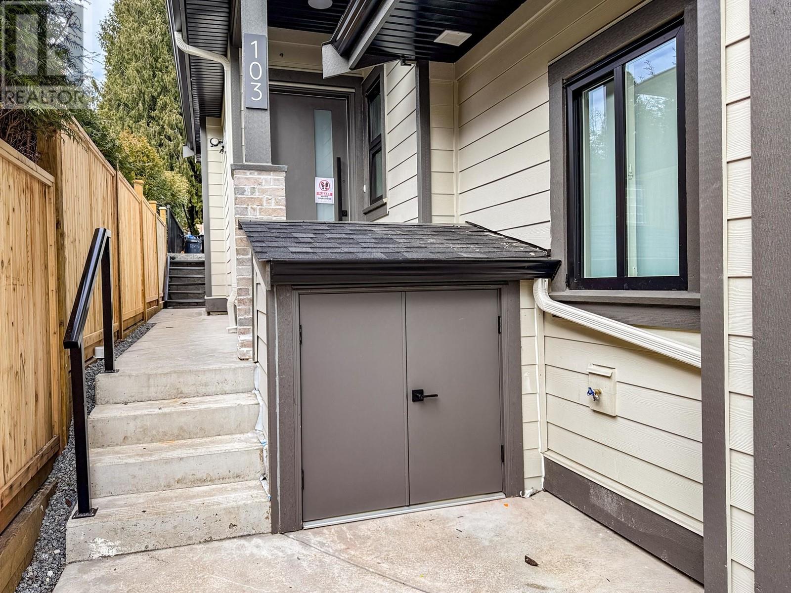 103 941 Dansey Avenue, Coquitlam, British Columbia  V3K 3G8 - Photo 2 - R3009273
