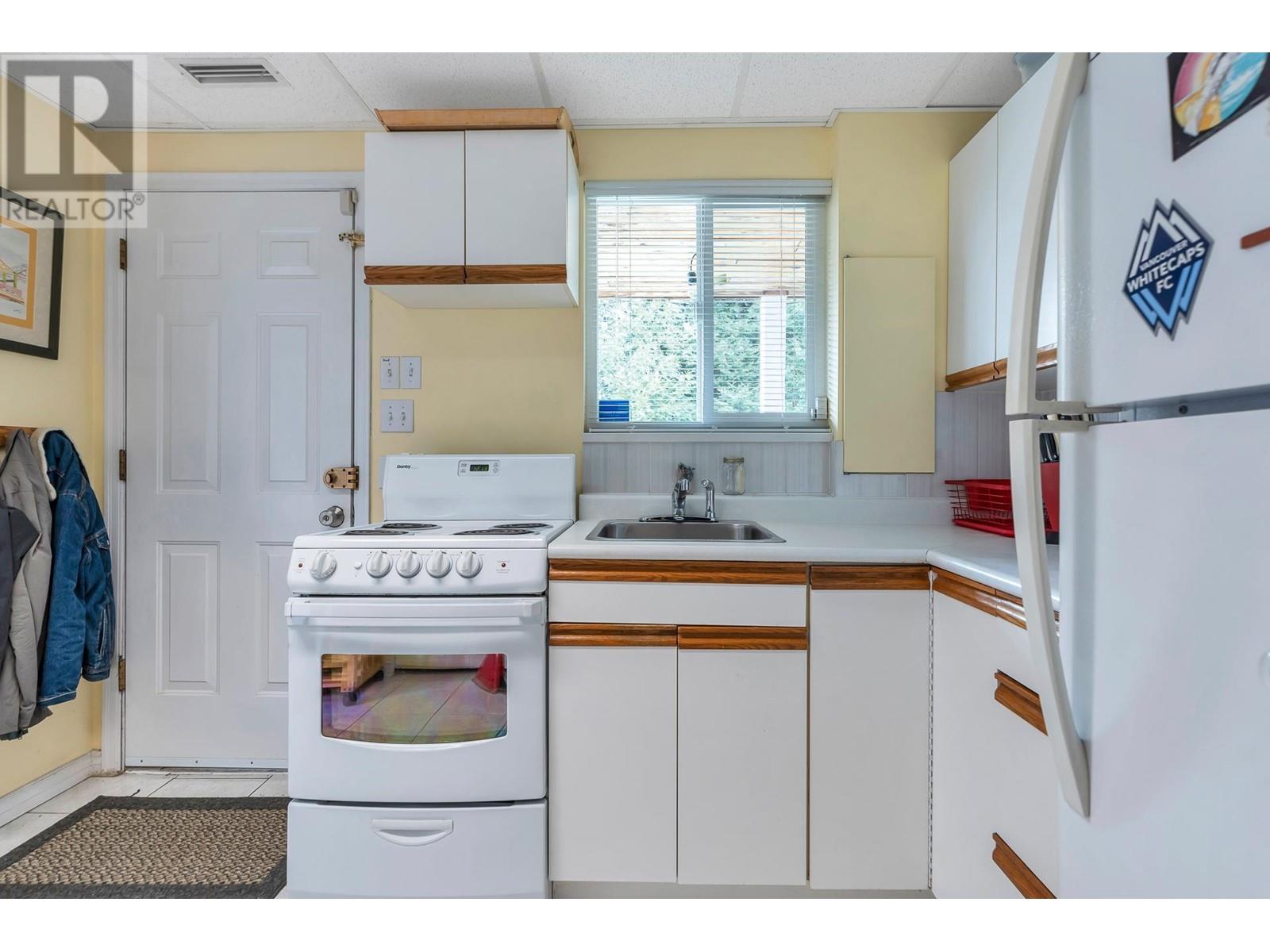 11900 Dewsbury Drive, Richmond, British Columbia  V6X 2Y7 - Photo 21 - R3009665