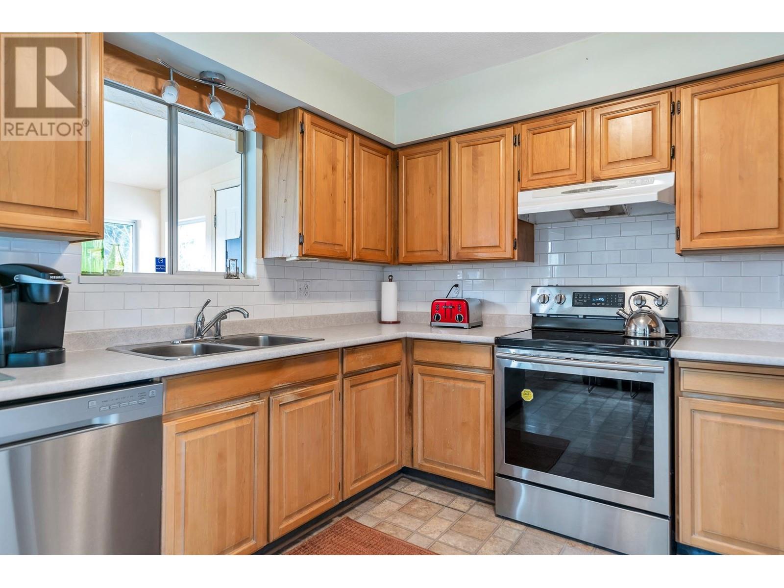 11900 Dewsbury Drive, Richmond, British Columbia  V6X 2Y7 - Photo 11 - R3009665