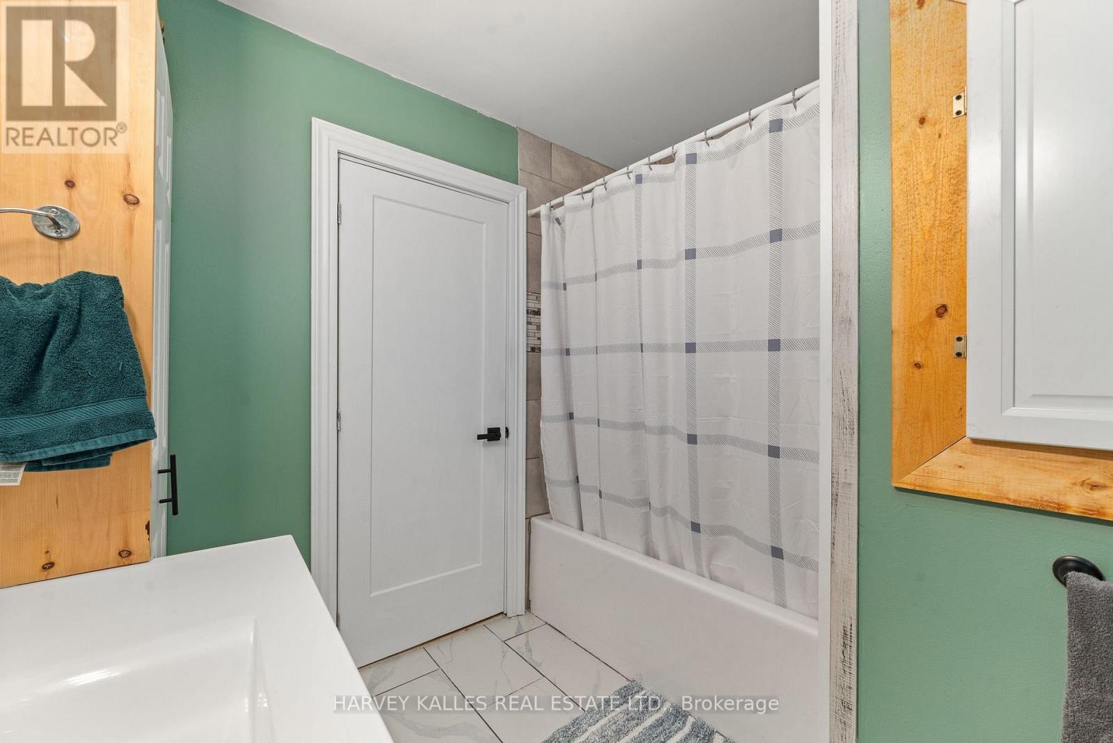 2 Jacksons Lane, Prince Edward County, Ontario  K0K 2T0 - Photo 22 - X12189665