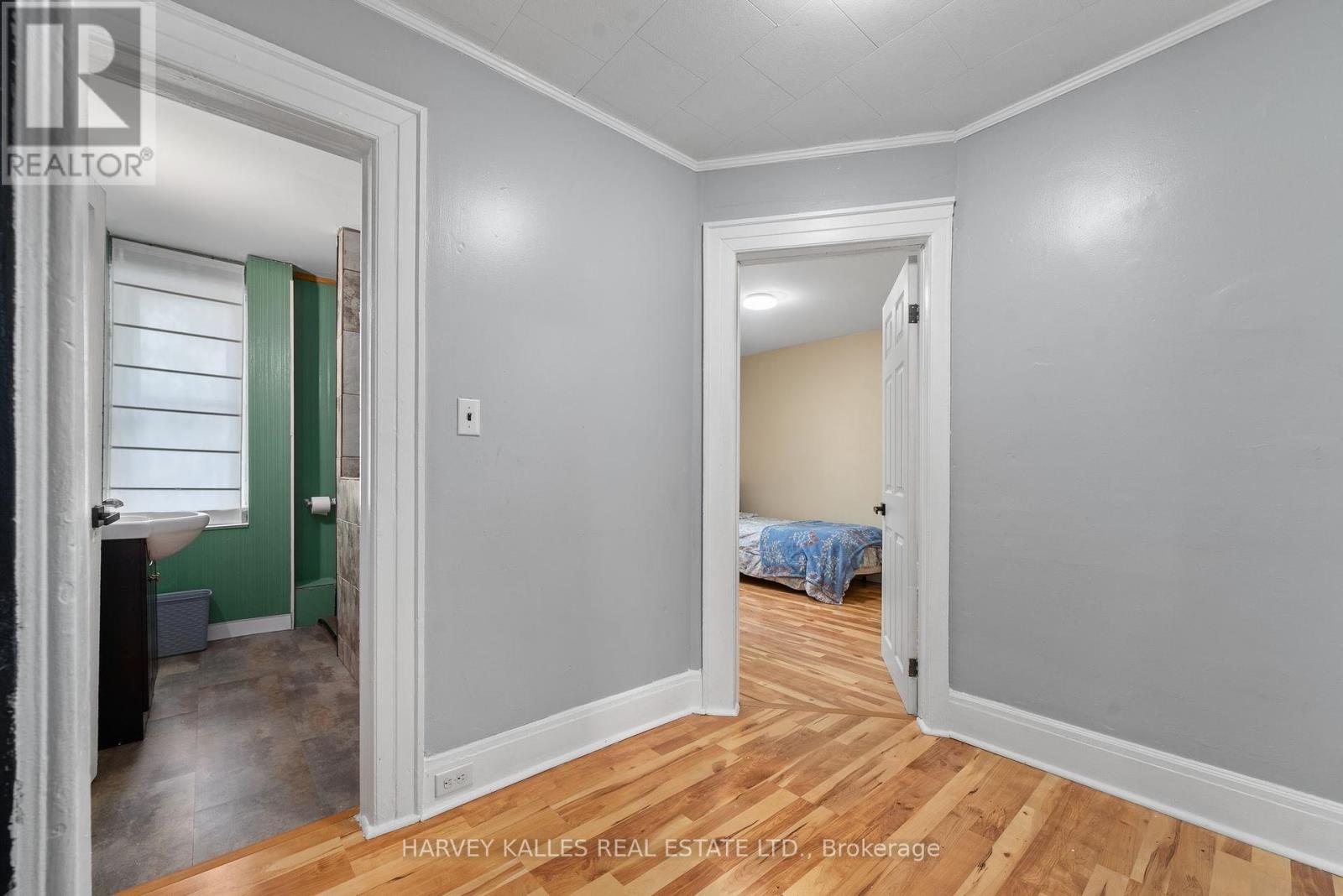 2 Jacksons Lane, Prince Edward County, Ontario  K0K 2T0 - Photo 24 - X12189665