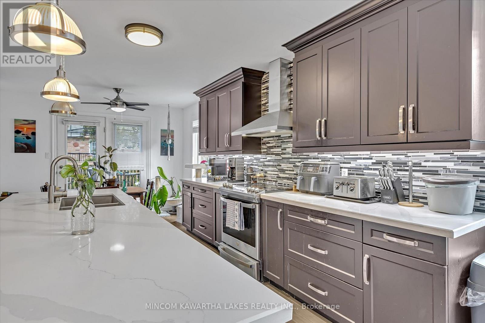 557 Westman Avenue, Peterborough West, Ontario  K9K 2E6 - Photo 11 - X12189719