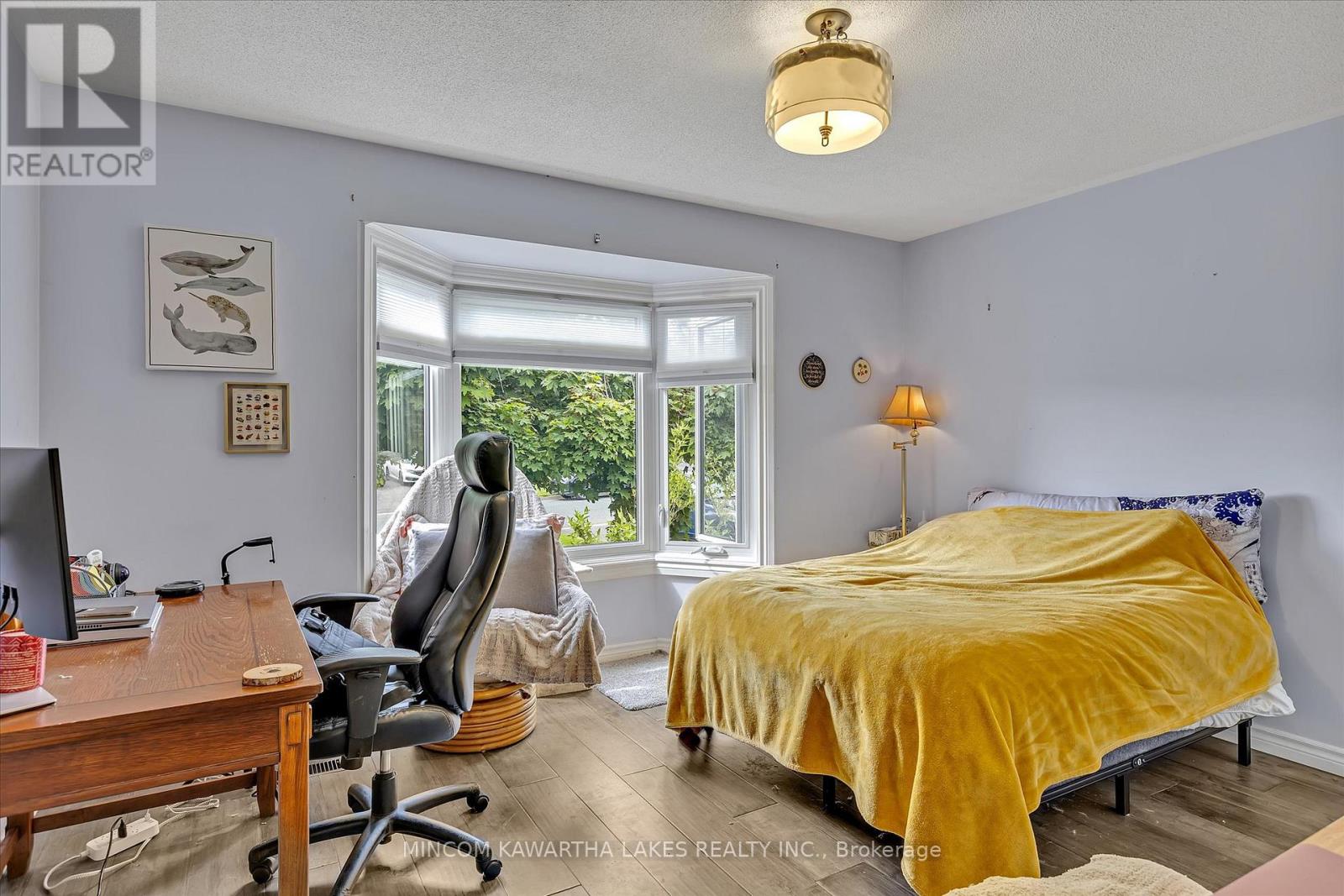 557 Westman Avenue, Peterborough West, Ontario  K9K 2E6 - Photo 22 - X12189719