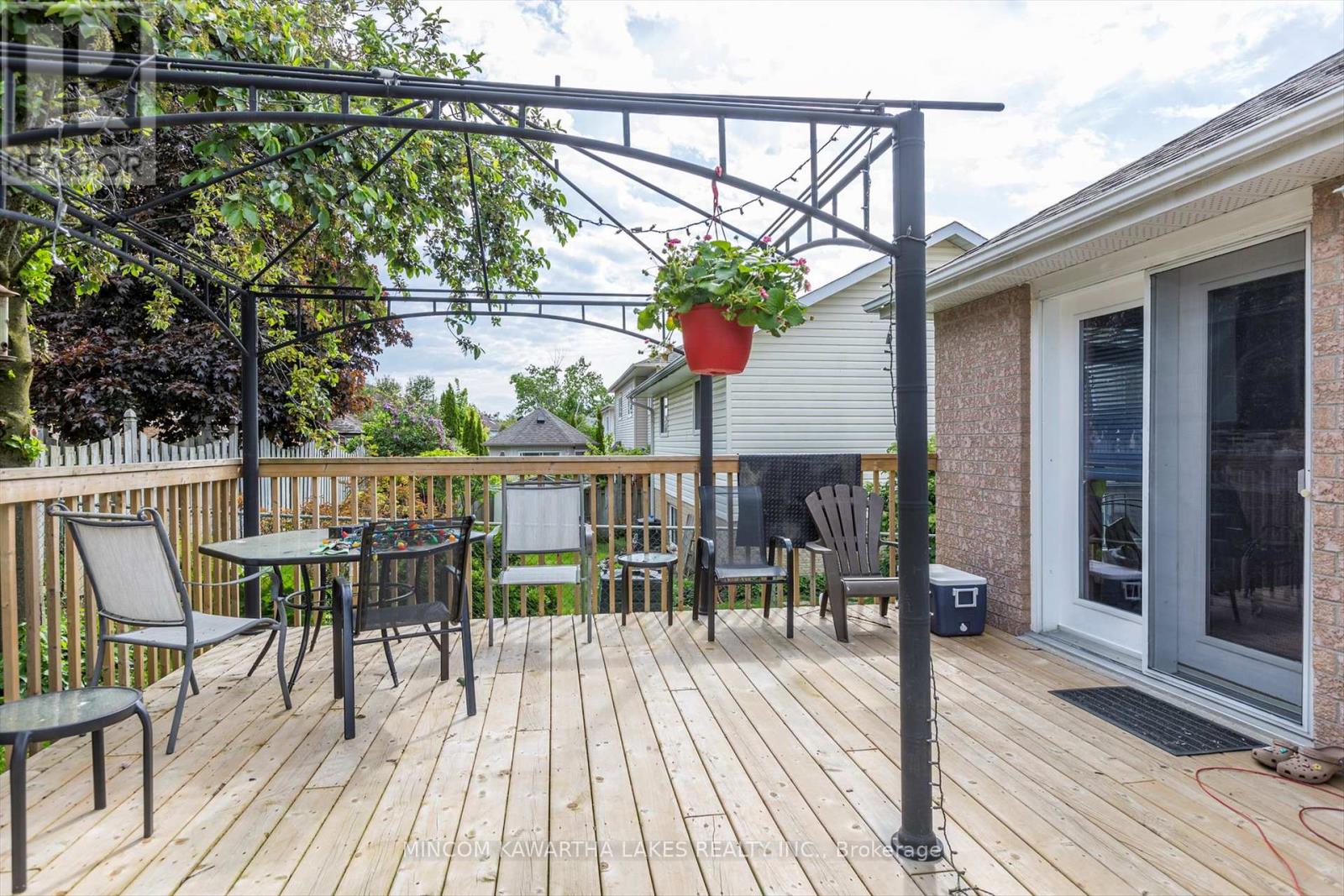 557 Westman Avenue, Peterborough West, Ontario  K9K 2E6 - Photo 34 - X12189719