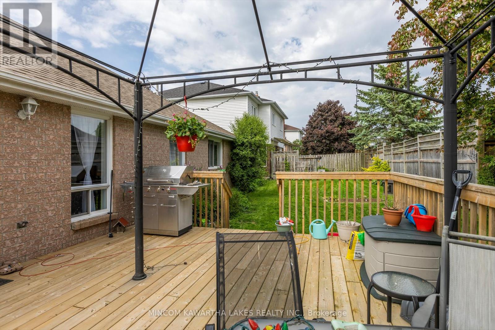 557 Westman Avenue, Peterborough West, Ontario  K9K 2E6 - Photo 36 - X12189719
