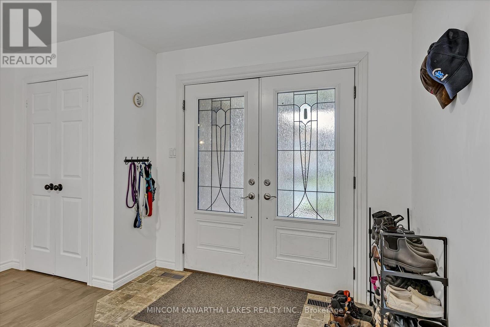 557 Westman Avenue, Peterborough West, Ontario  K9K 2E6 - Photo 4 - X12189719