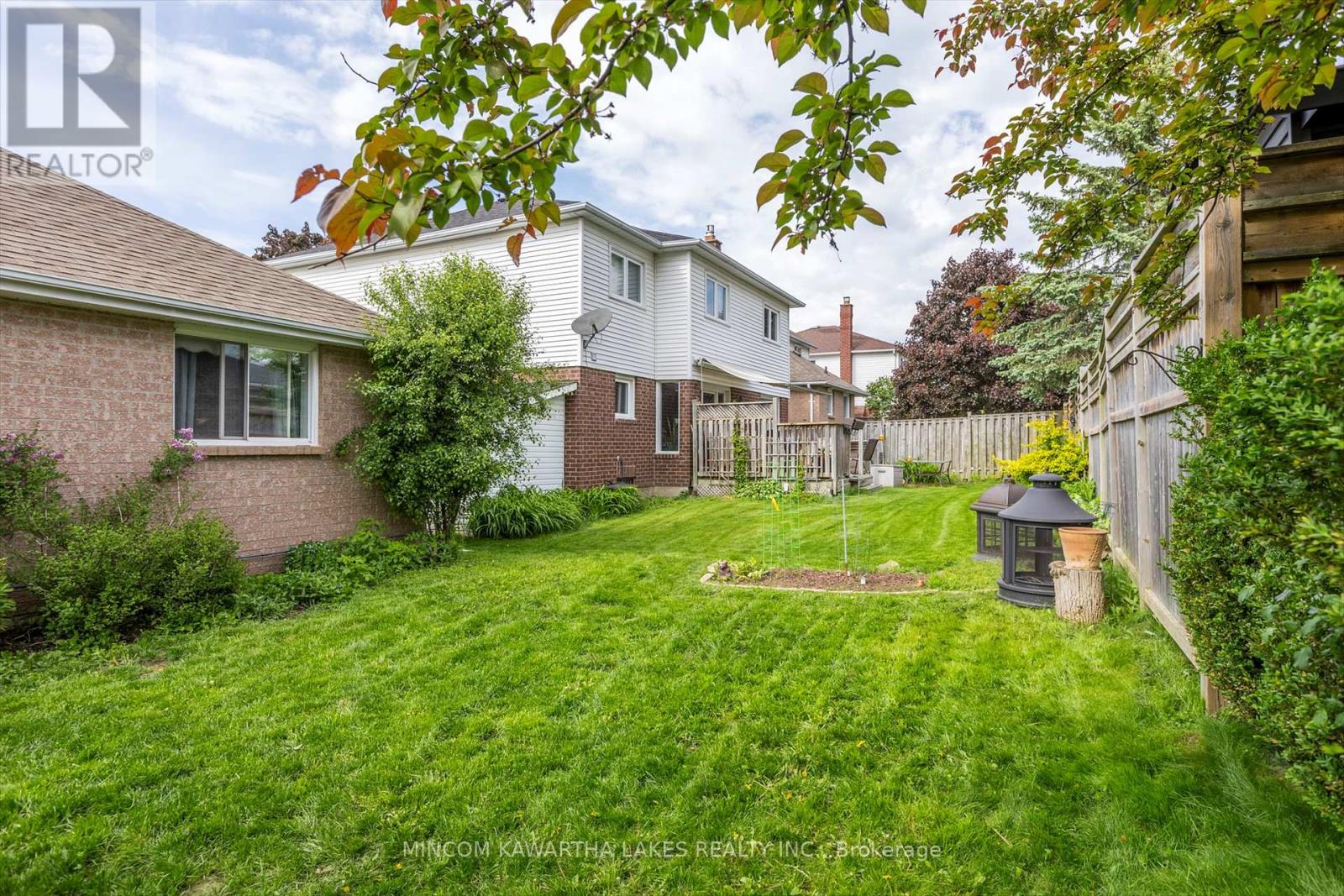 557 Westman Avenue, Peterborough West, Ontario  K9K 2E6 - Photo 40 - X12189719