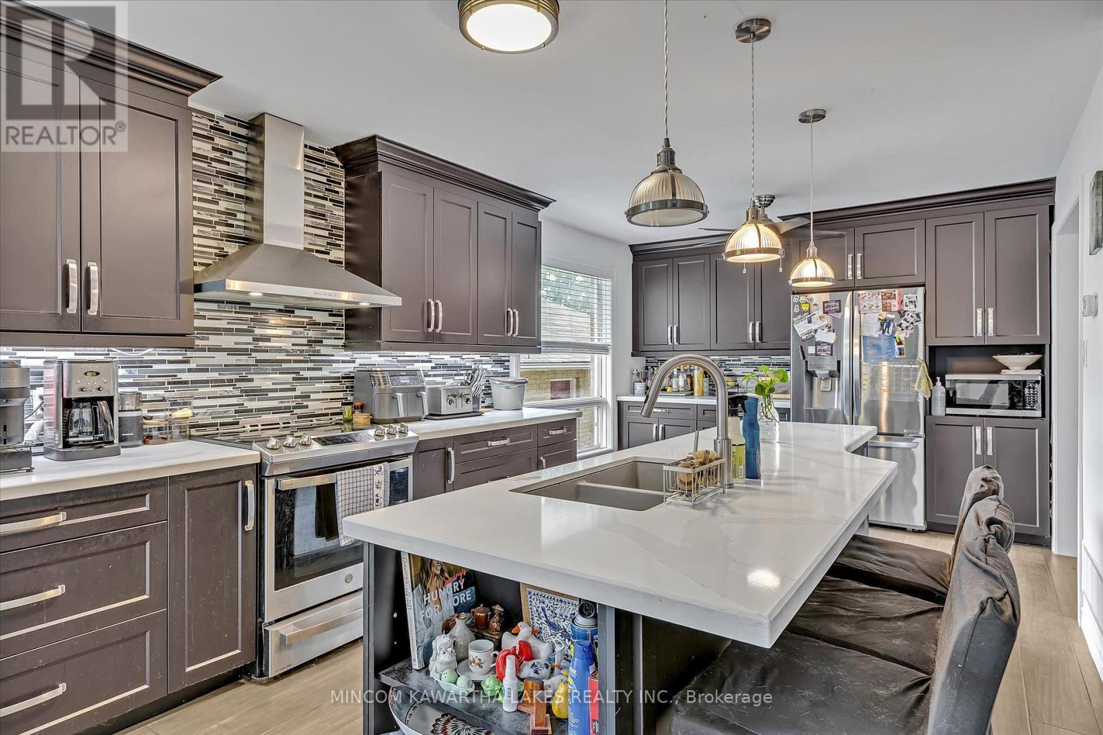 557 Westman Avenue, Peterborough West, Ontario  K9K 2E6 - Photo 9 - X12189719