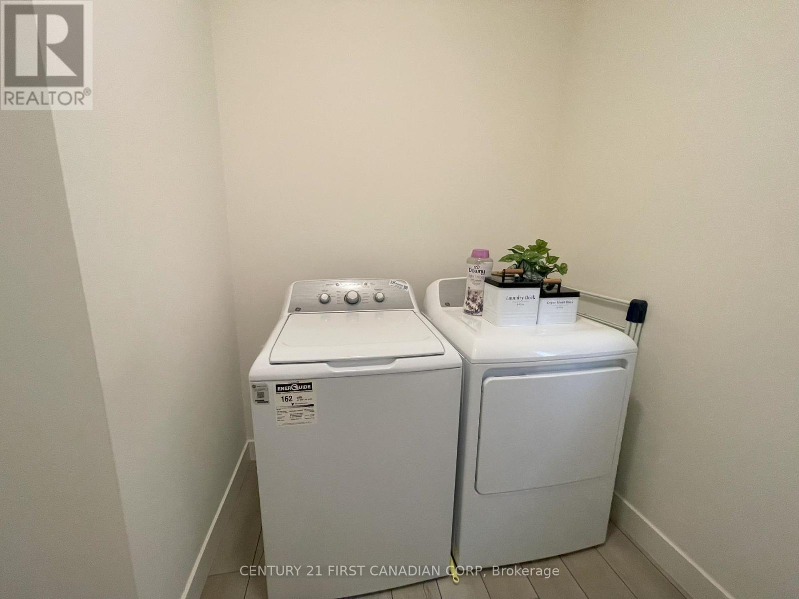 1395 Twilite Boulevard, London North, Ontario  N6G 0S8 - Photo 14 - X12189640