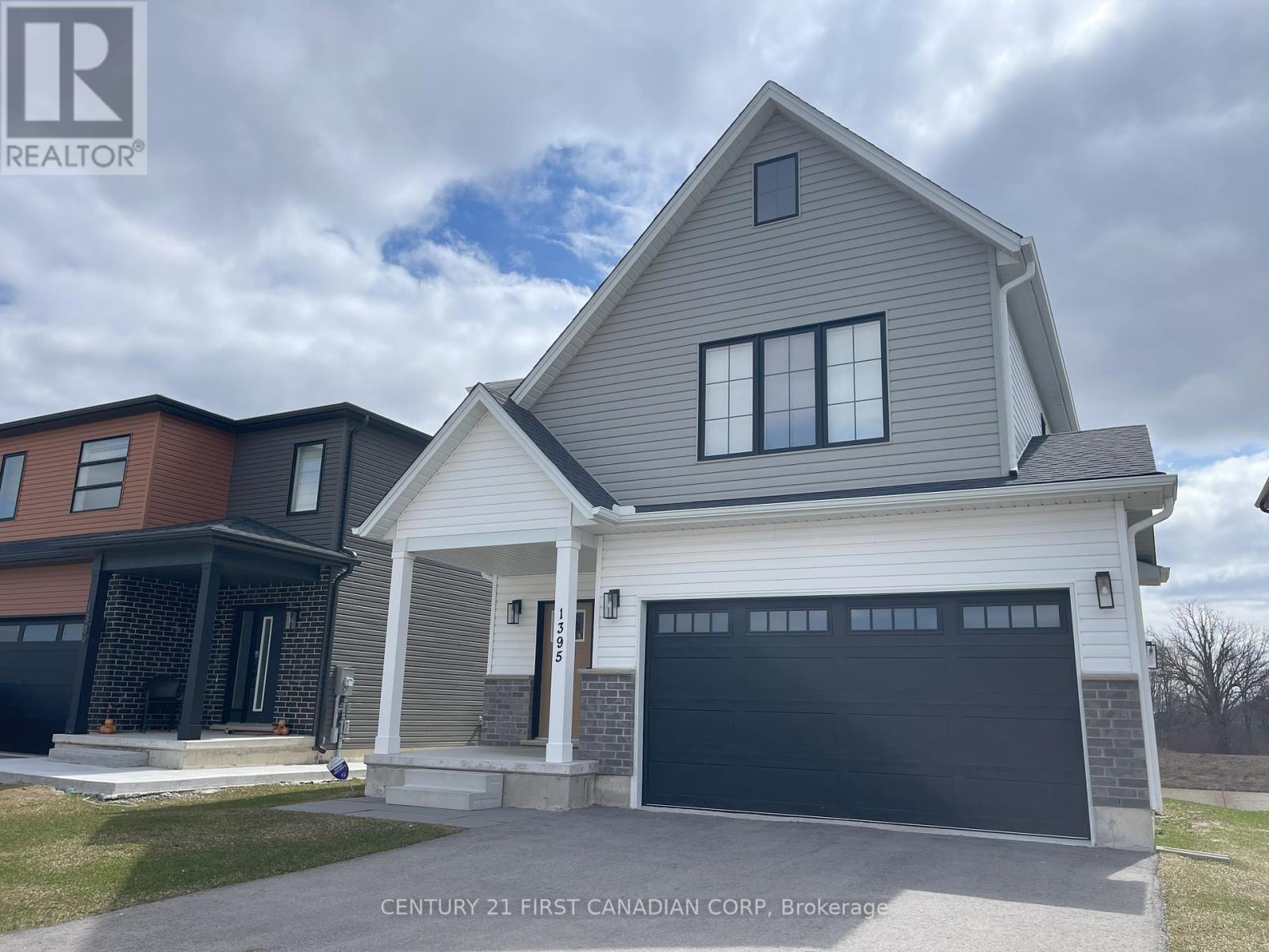 1395 Twilite Boulevard, London North, Ontario  N6G 0S8 - Photo 2 - X12189640