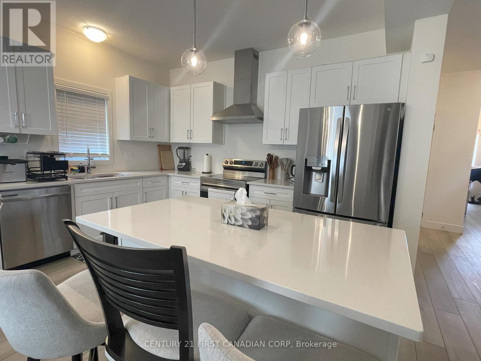 1395 Twilite Boulevard, London North, Ontario  N6G 0S8 - Photo 6 - X12189640