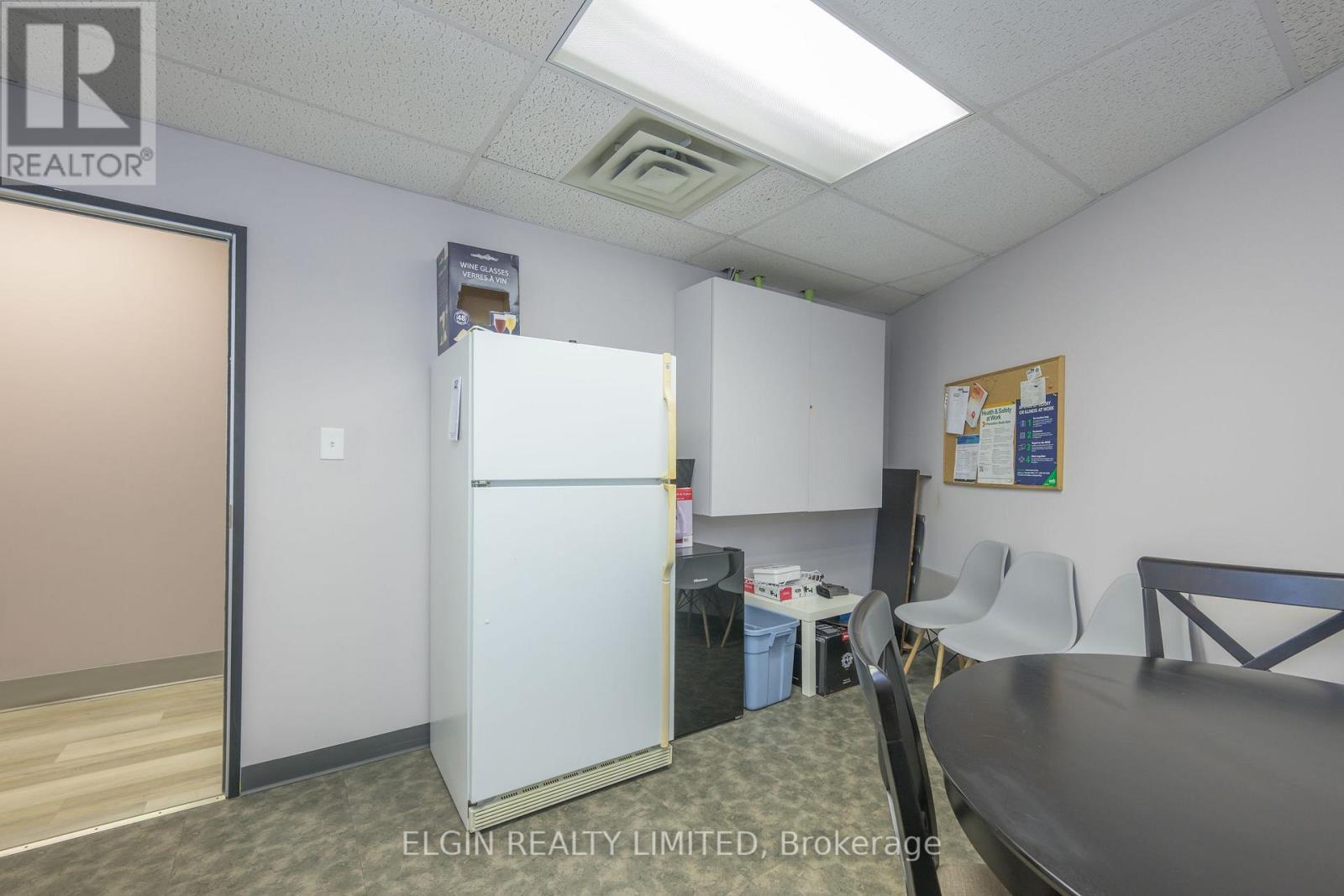 5 - 9 Princess Avenue, St. Thomas, Ontario  N5R 3V3 - Photo 24 - X12189657