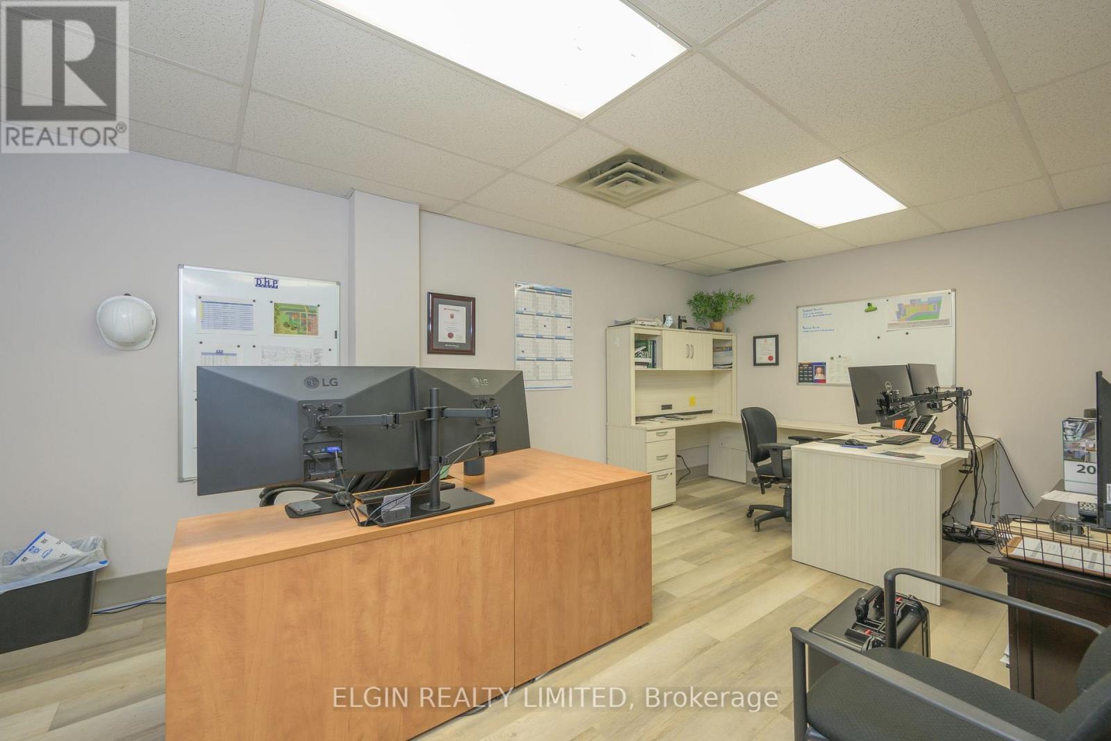 5 - 9 Princess Avenue, St. Thomas, Ontario  N5R 3V3 - Photo 4 - X12189657