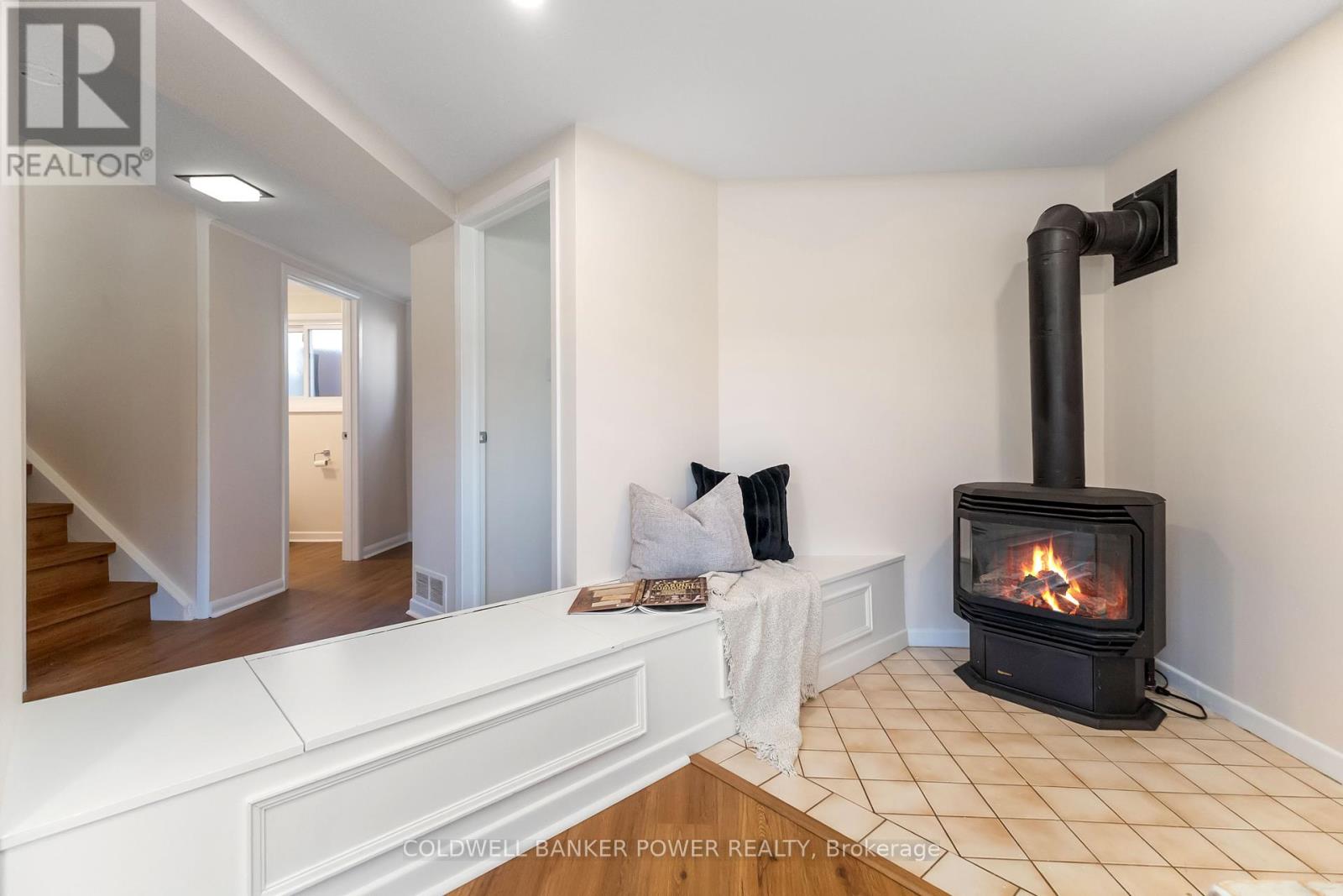 1317 Glenora Drive, London North, Ontario  N5X 1T6 - Photo 30 - X12189677