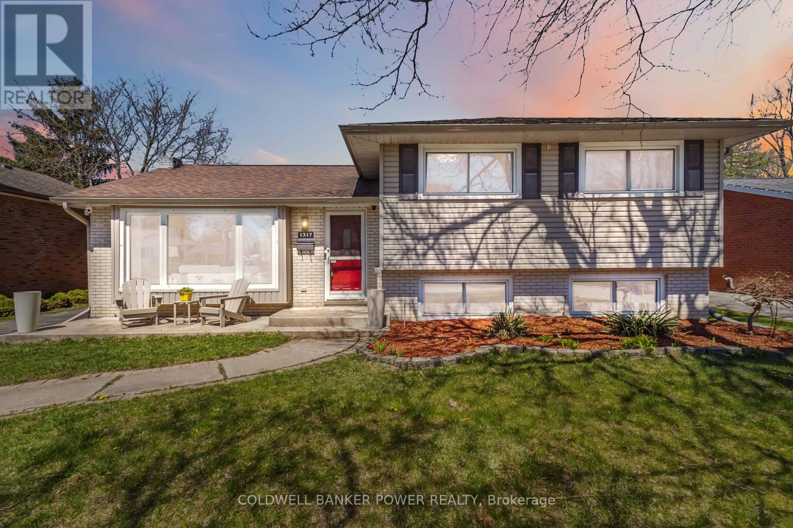 1317 Glenora Drive, London North, Ontario  N5X 1T6 - Photo 5 - X12189677