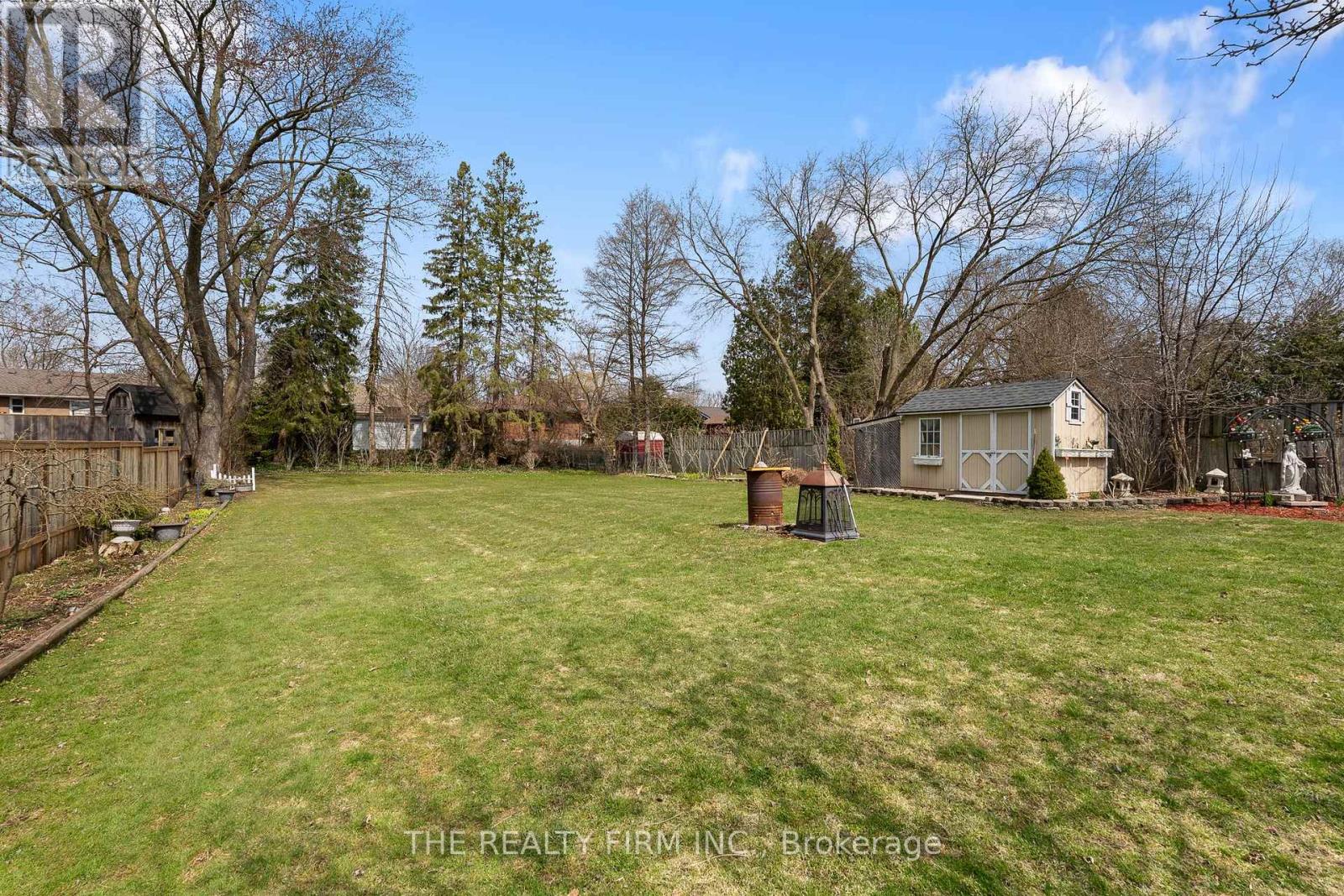 Photo 11 of 50 for 1864 Parkhurst Avenue